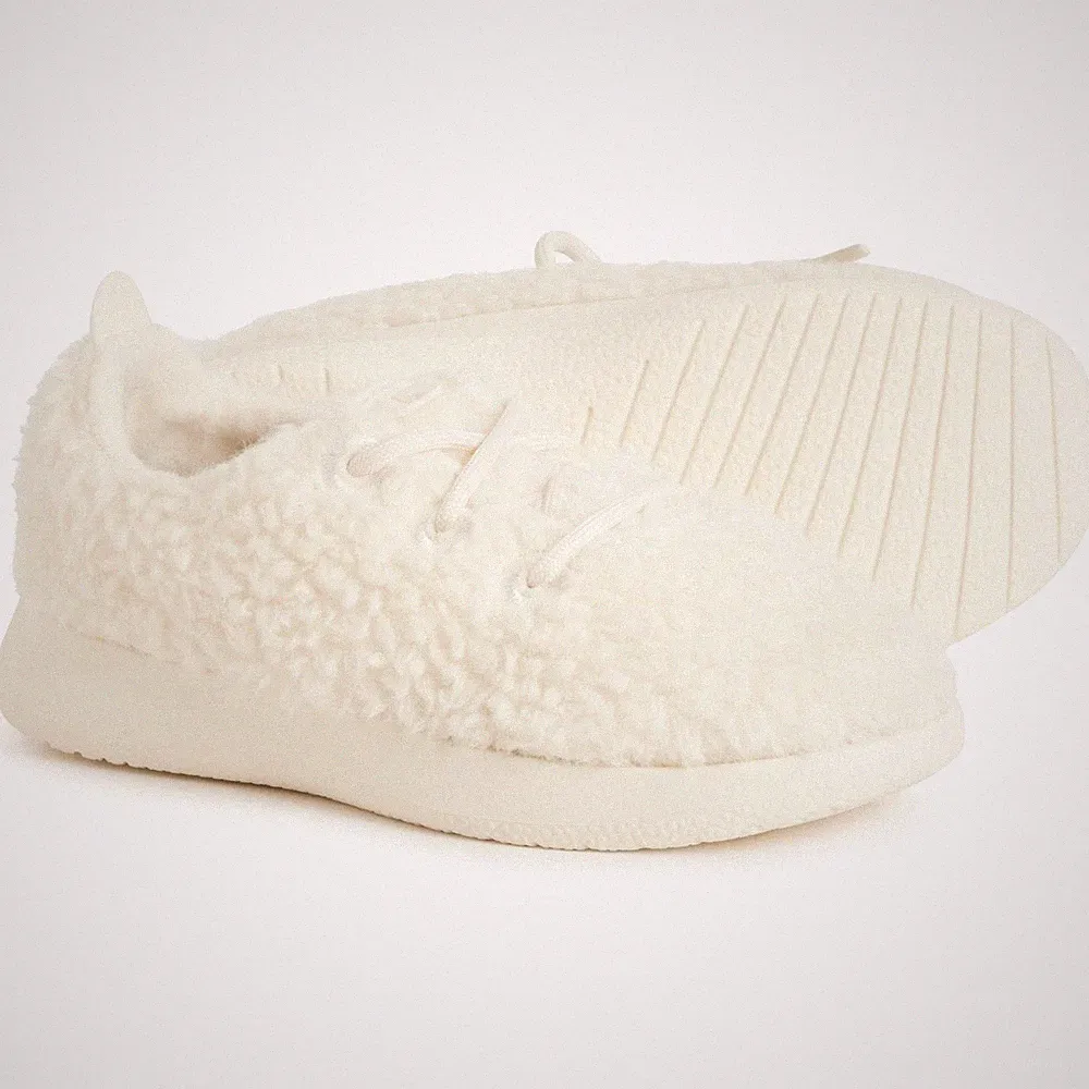 Allbirds Smallbirds Wool Lounger Fluff Cream White Fuzzy Sneakers Kids 1C