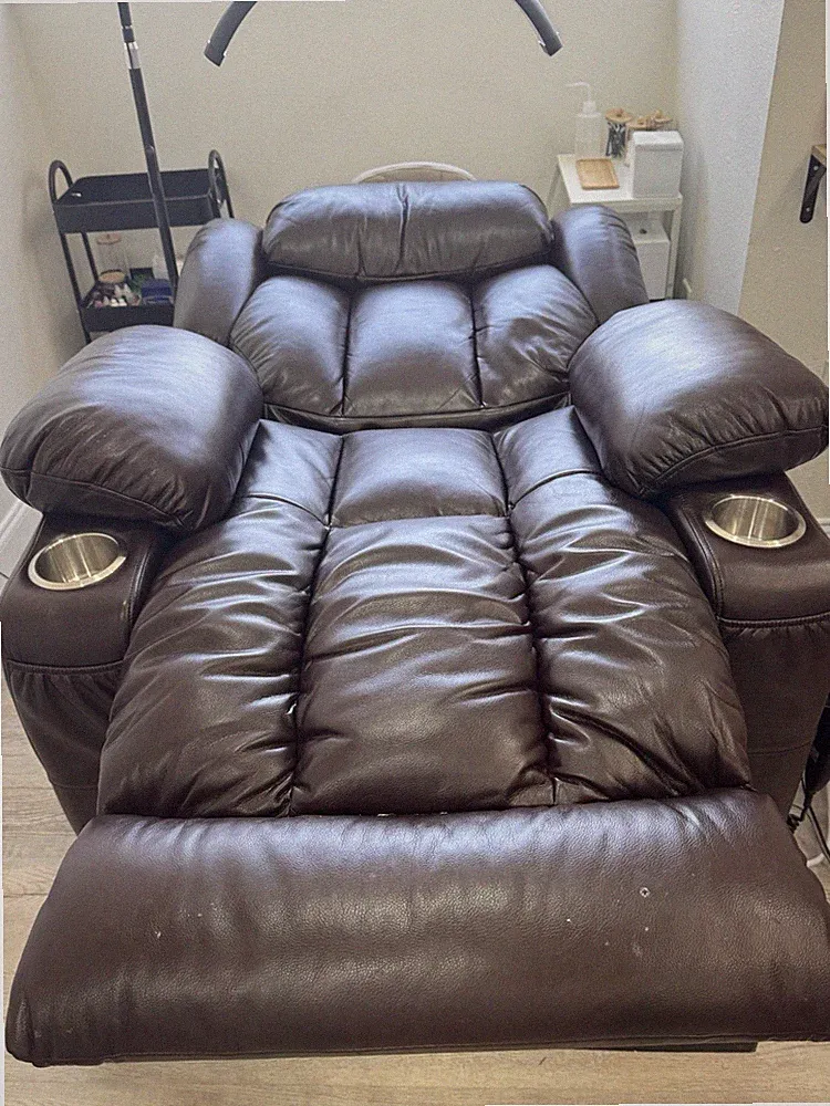 Recliner Chair with Massage and Heating FunctionExperience ultimate comfort
